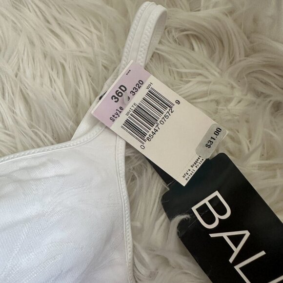 NWT white bali bra size 36D - Picture 2 of 5